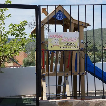 Kamp alanı Pinos 2*