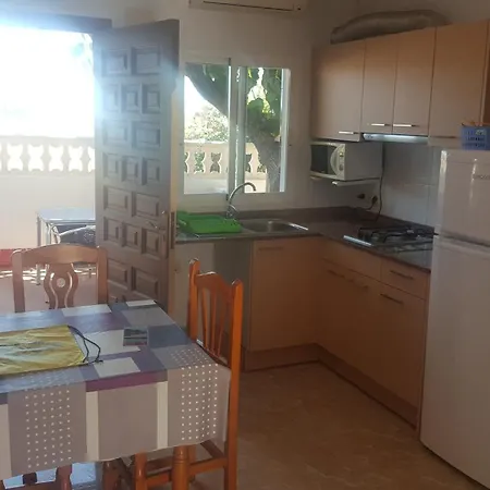אתר קמפינג Pinos